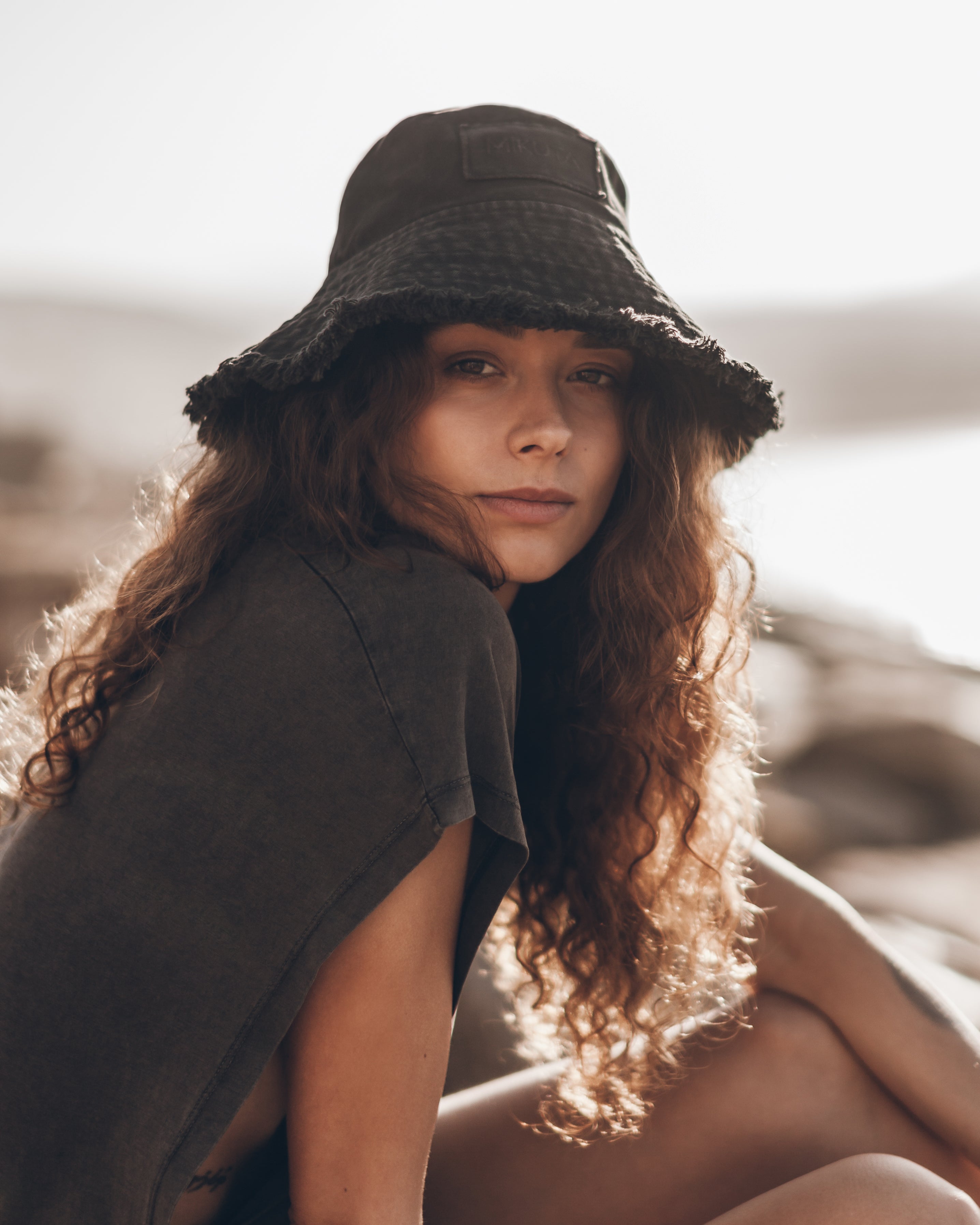 Il cappello a secchiello Charcoal