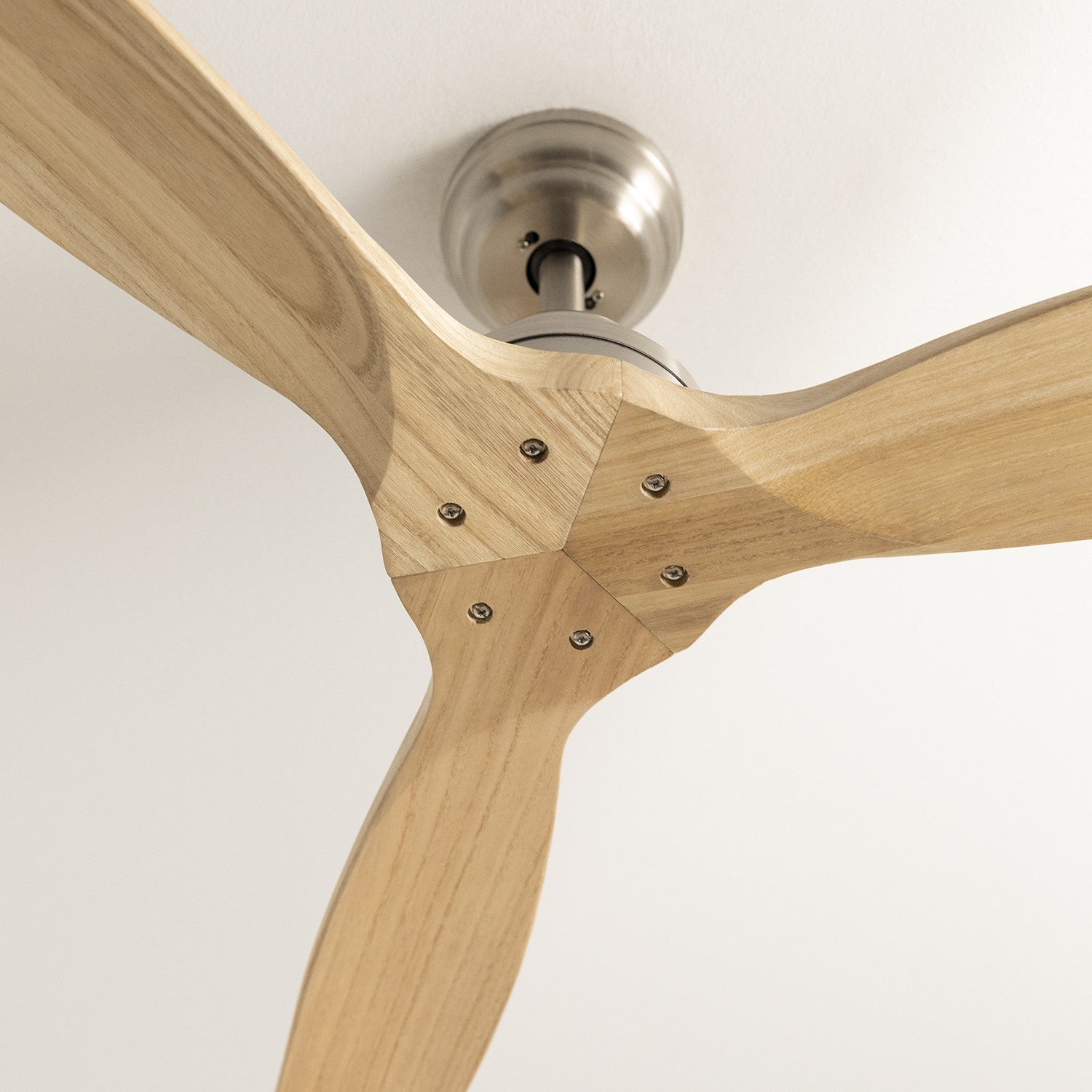 Windwood - Ventilatore da soffitto silenzioso da 75W - 132 cm - Nero