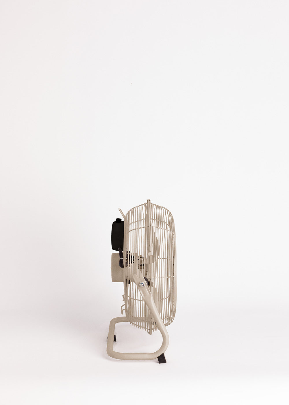 Air Floor Retro - Industrieller Ventilator - 12" - Sand