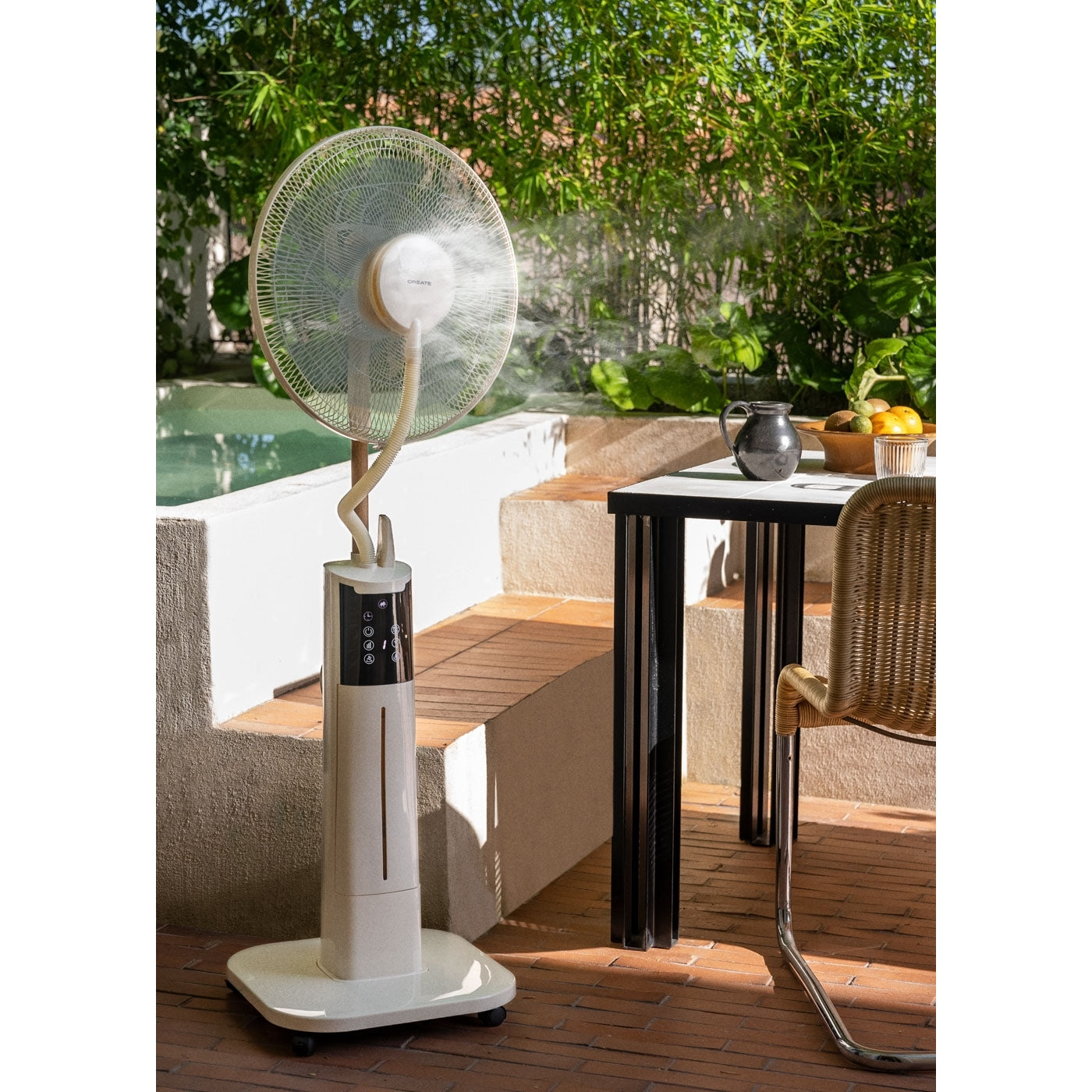Air Mist Pro - Oszillierender Nebler Ventilator Mit Fernbedienung - Gebrochenes Weiß