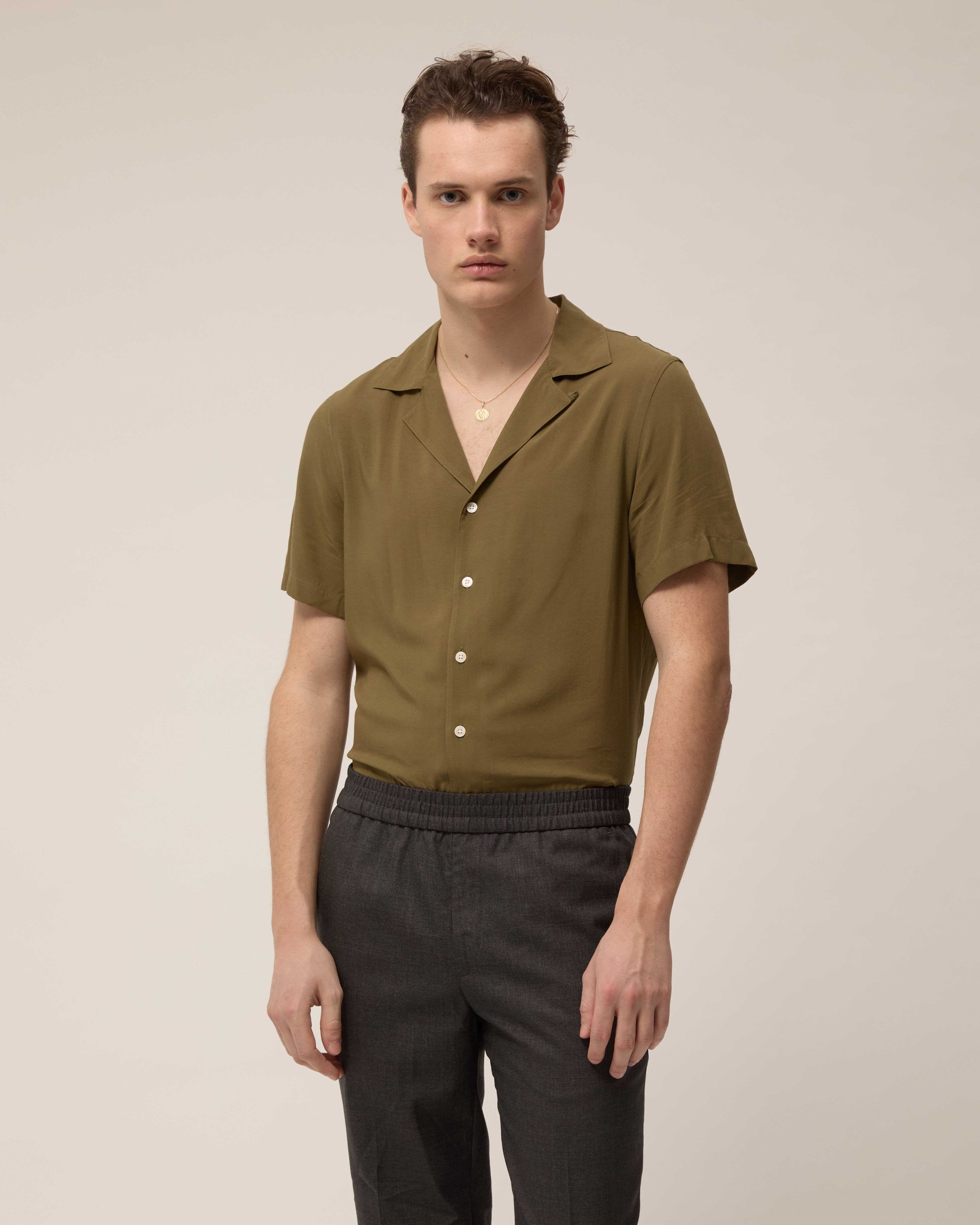 Camisa Christophe - Verde militar - Viscosa