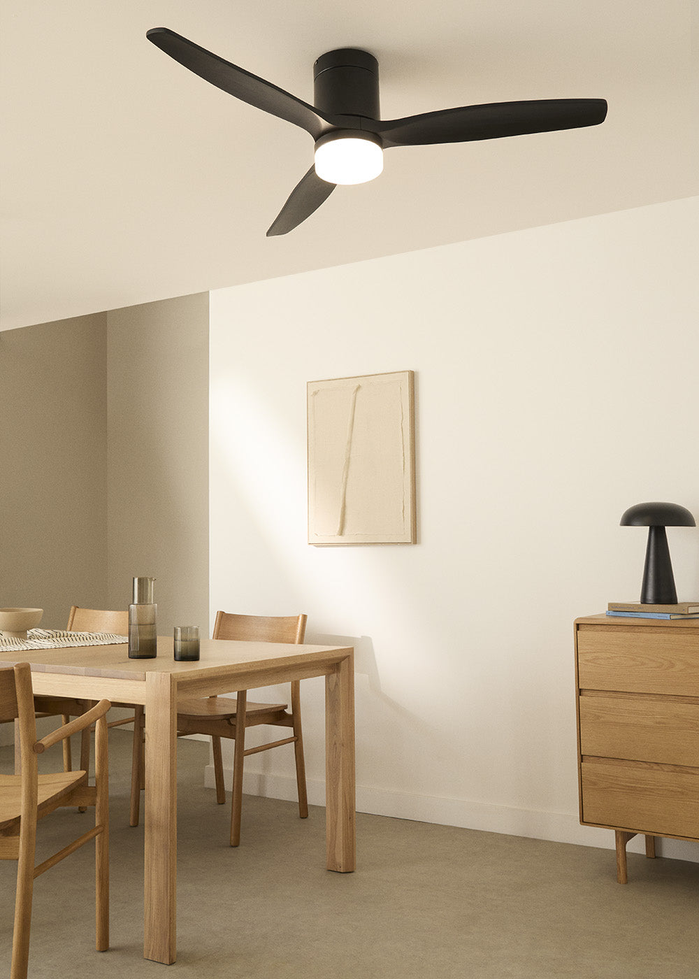 Wind Calm M - 40W Flüster-Deckenventilator mit technischen ABS-Blättern in verschiedenen Größen - mit Licht & Wandregler - Schwarz