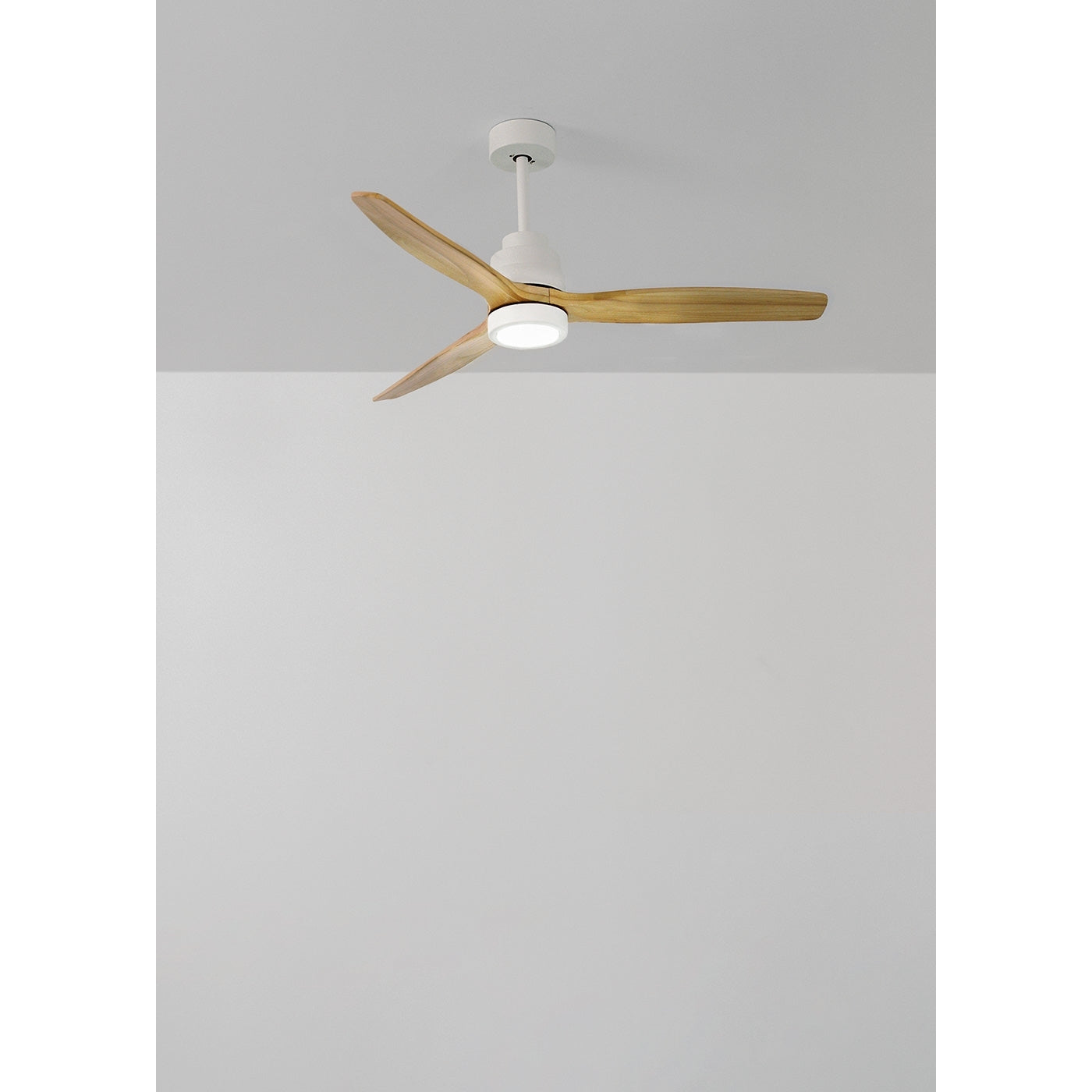 Wind Stylance M - Ventilatore da soffitto silenzioso in legno al 100% - Con luce e telecomando - Bianco e legno chiaro