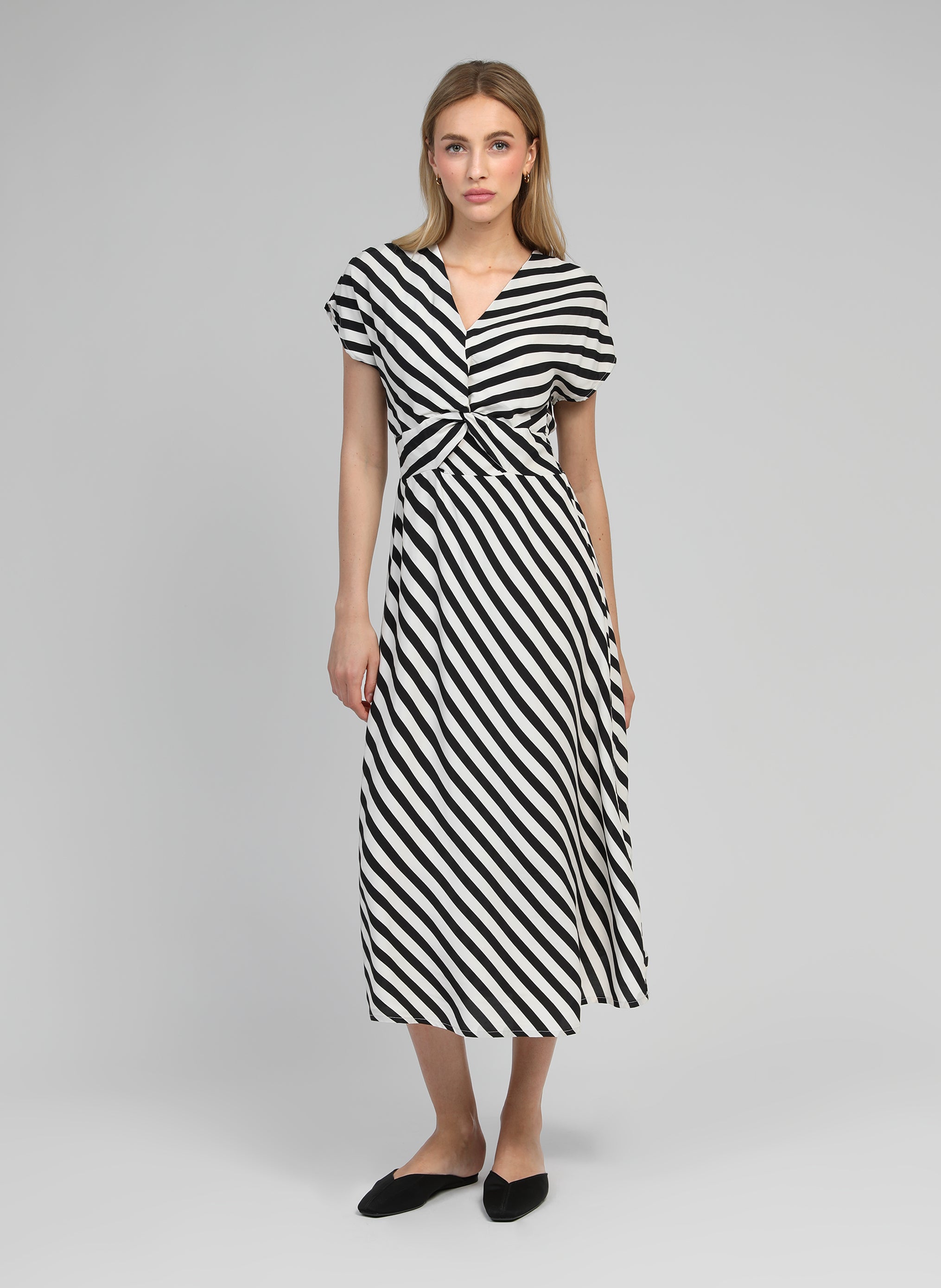 Maxi abito nero Matia Stipe