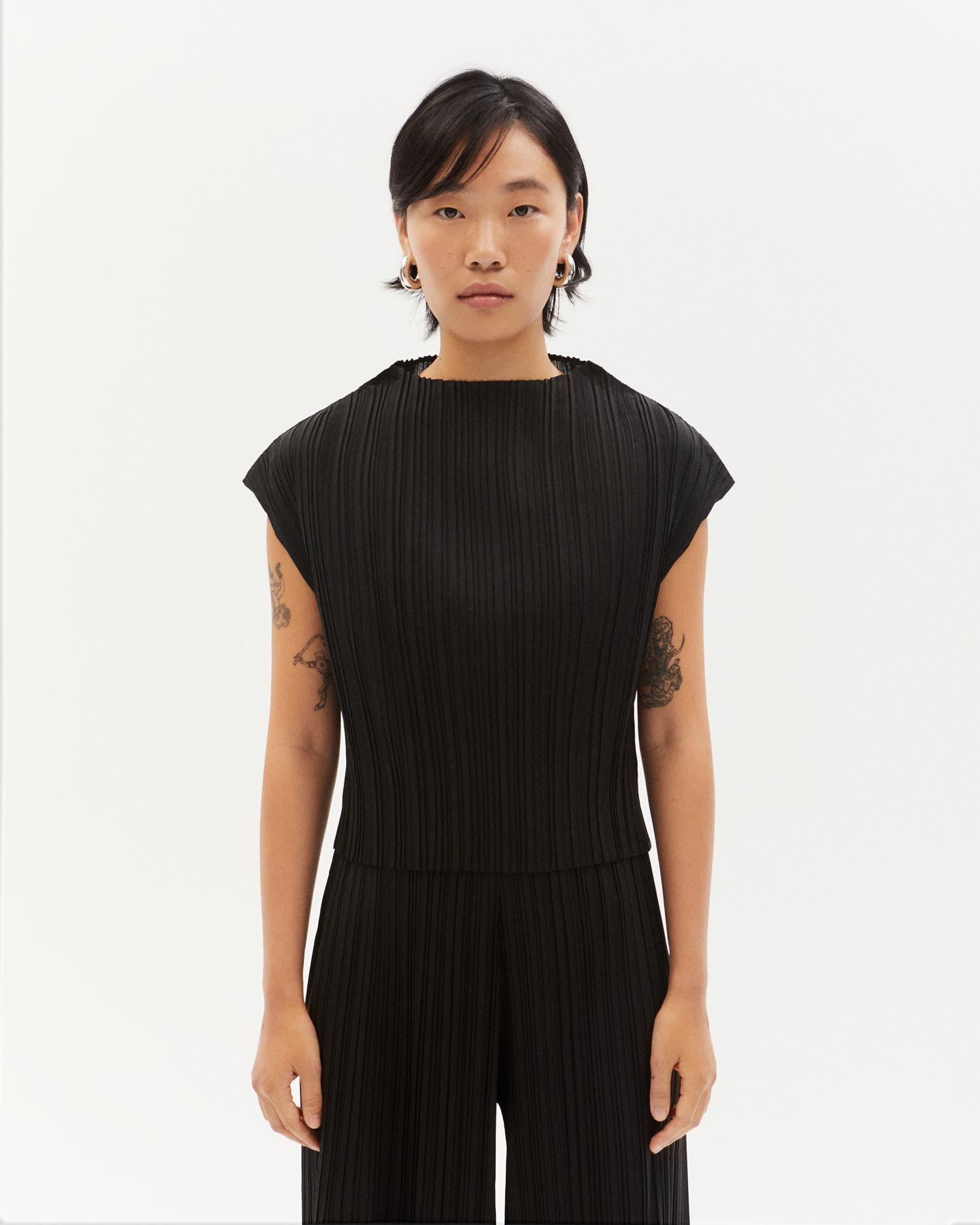 Maddox Pleated Top - Black
