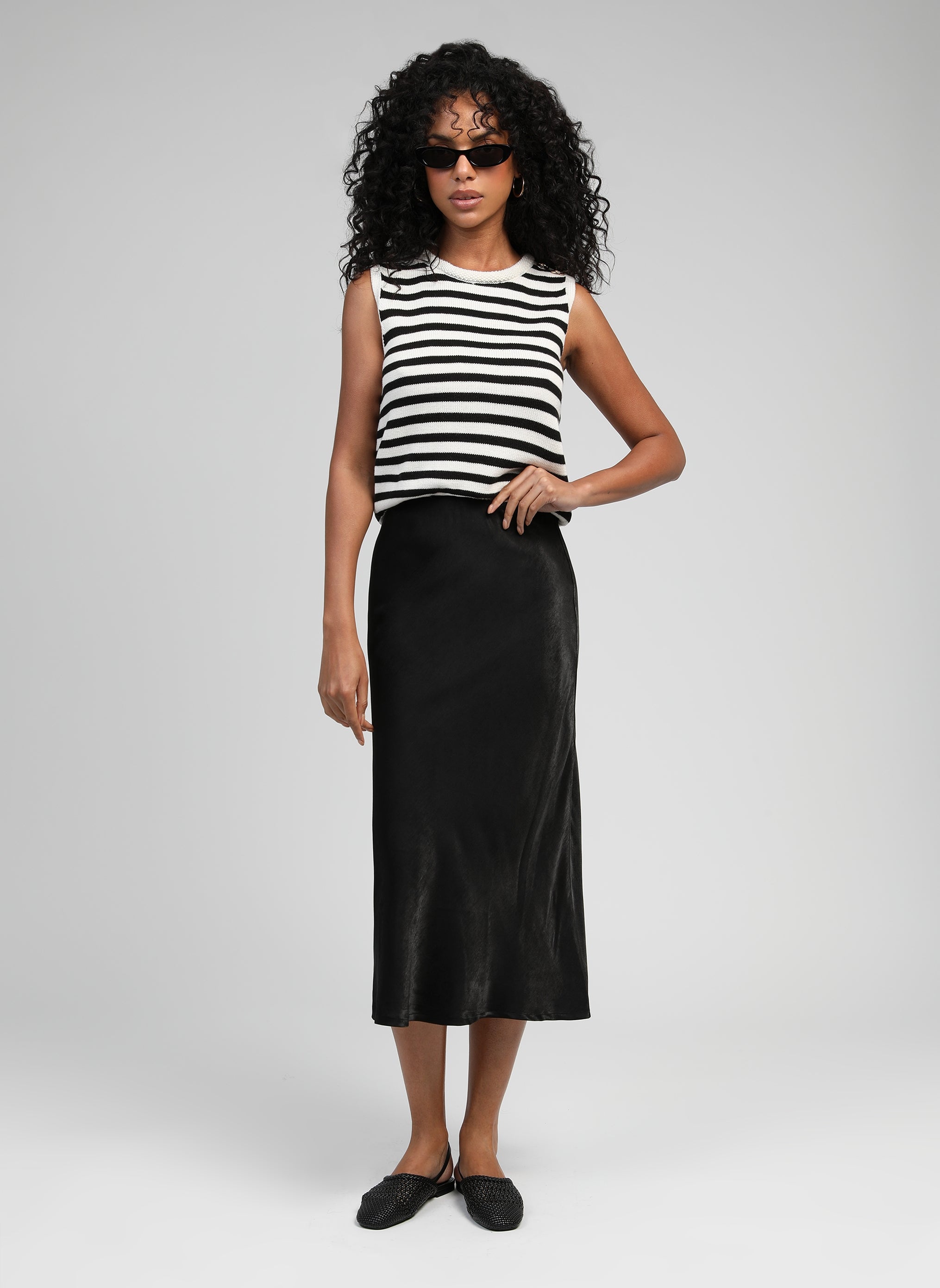 Galvine Midi Skirt Black