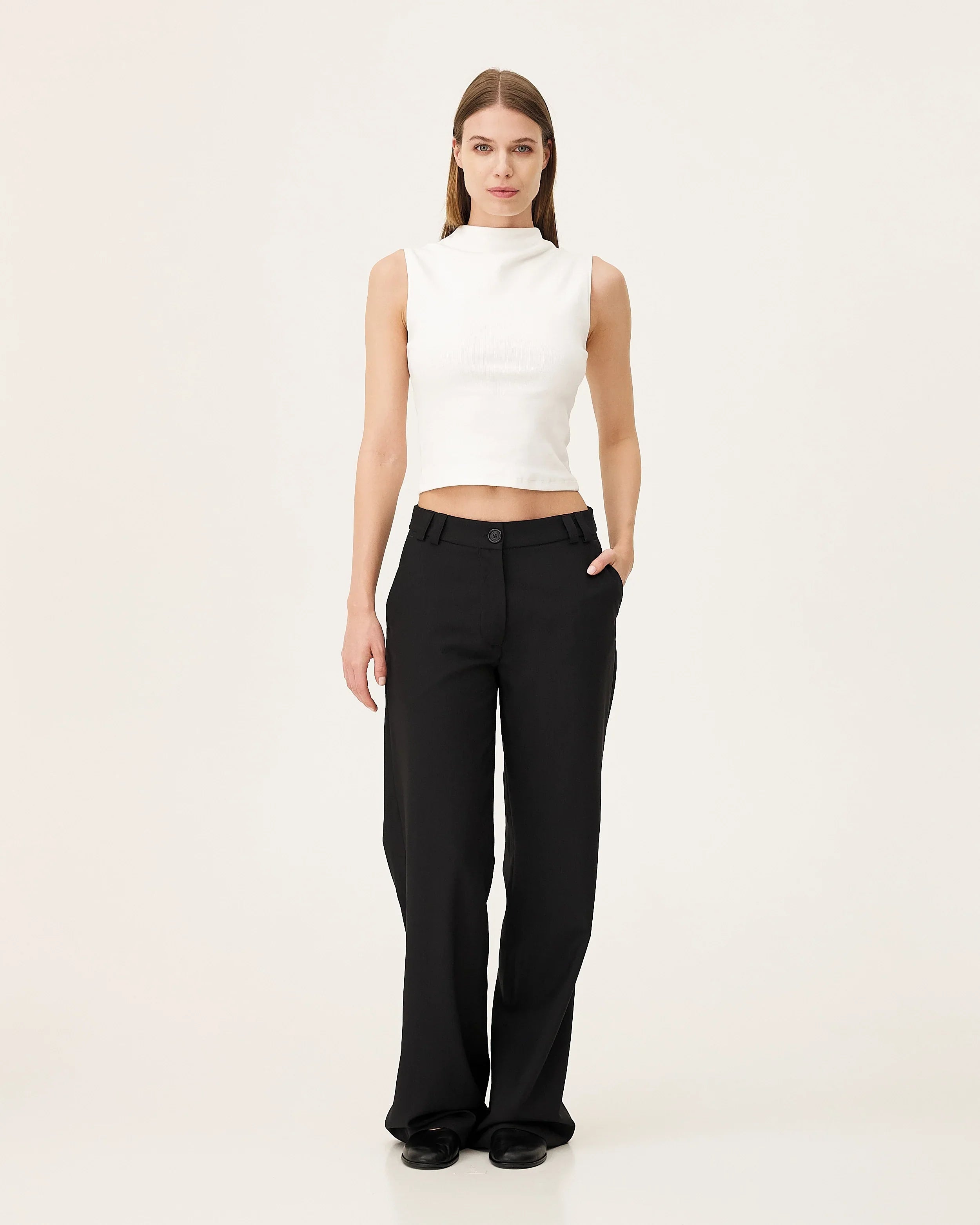 Gilia Black Pants - Ladies