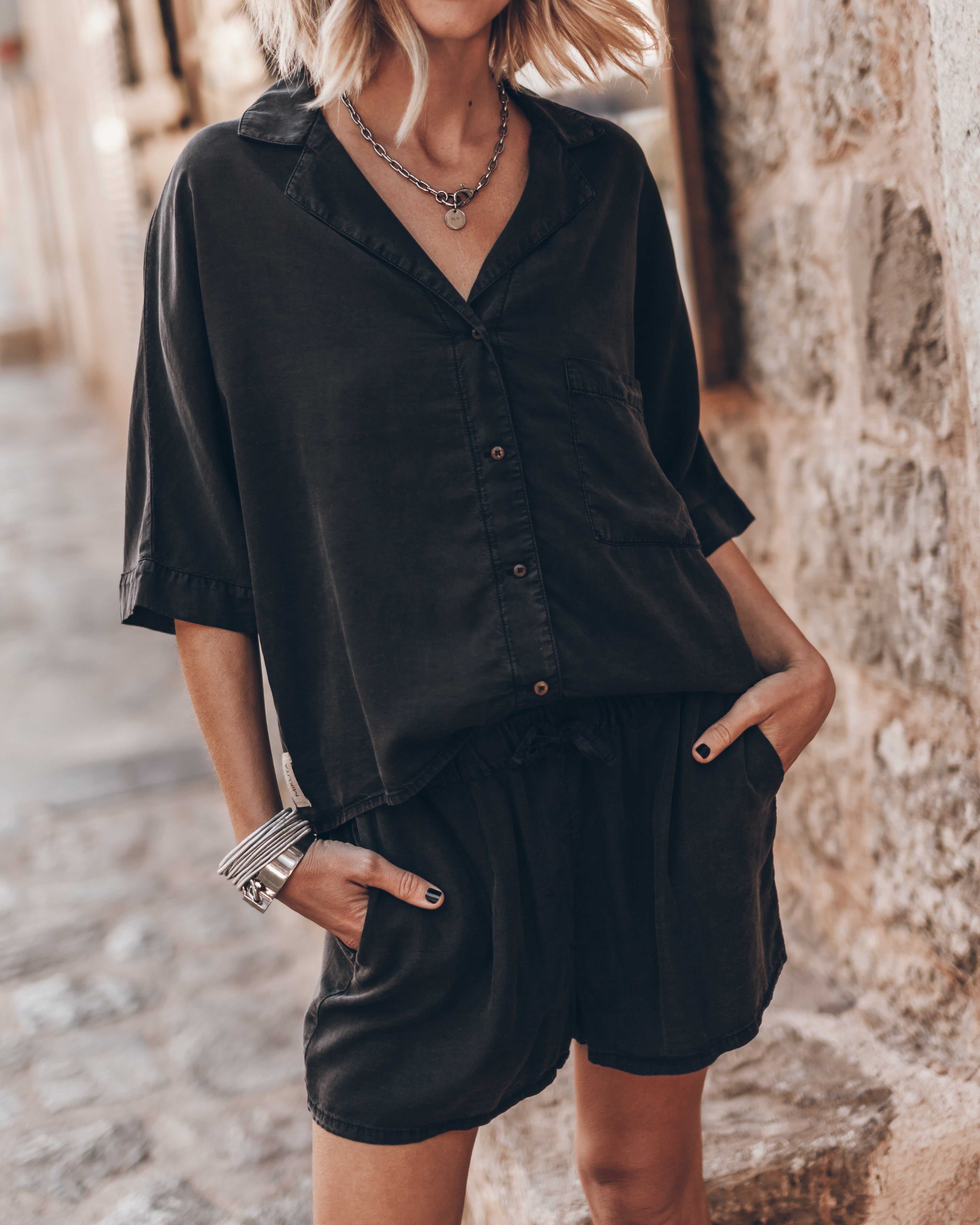 La camicia Dark Co-Ord