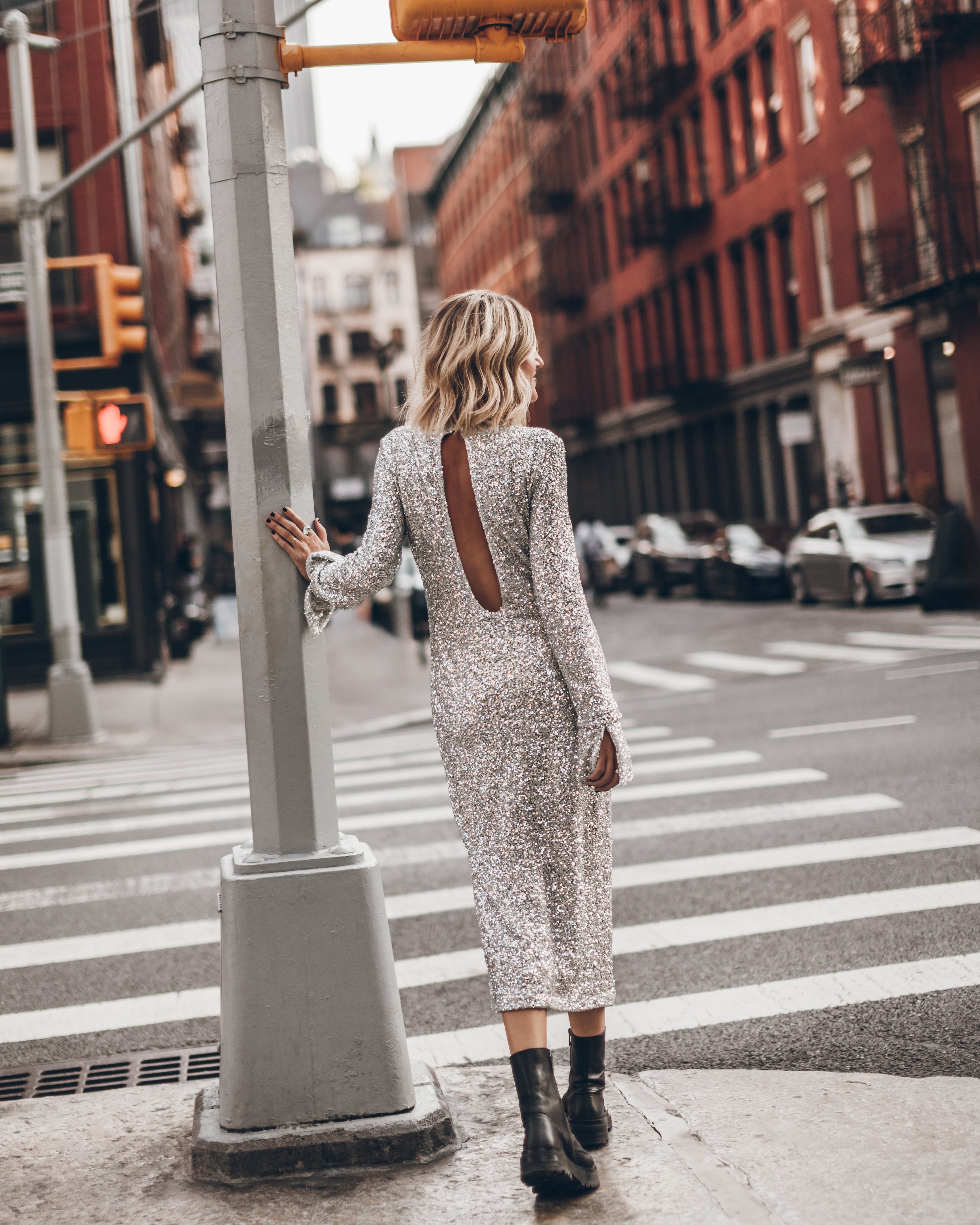 Il vestito lungo di paillettes Light